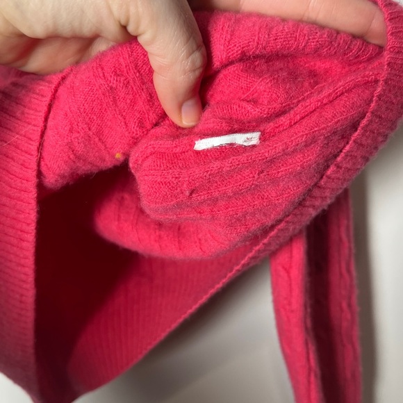 J. Crew Hot Pink Cable Knit Wool Nylon Cashmere Blend Sweater Size Medium - Picture 3 of 6